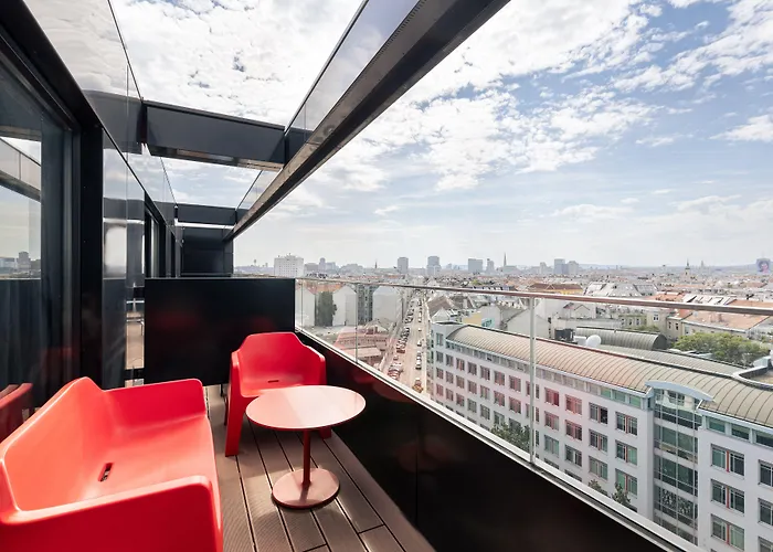 The Social Hub Hotel 4*
