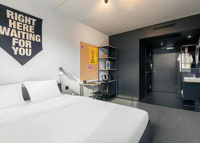 The Social Hub Hotel