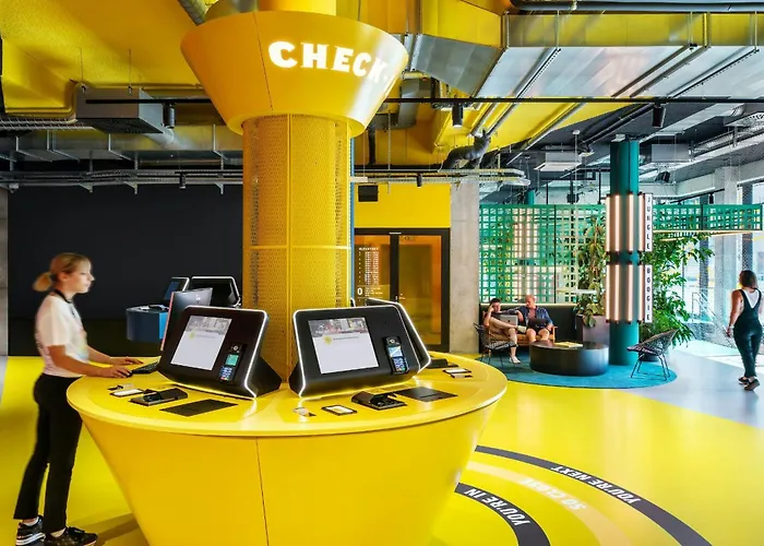 Hotel The Social Hub 4*