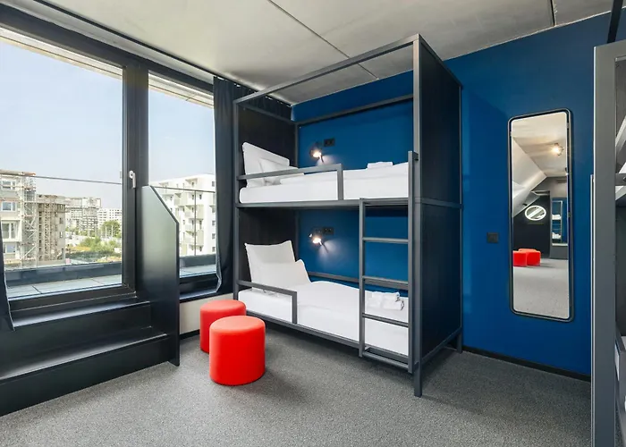 The Social Hub Hotel 4*